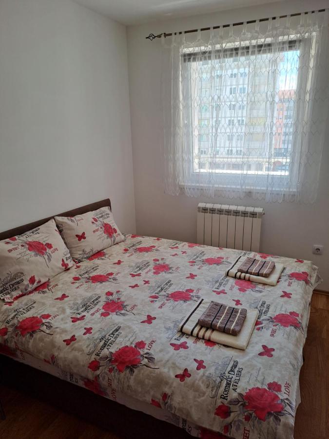 Appartamento Stan Na Dan Nevena Lukavica Esterno foto